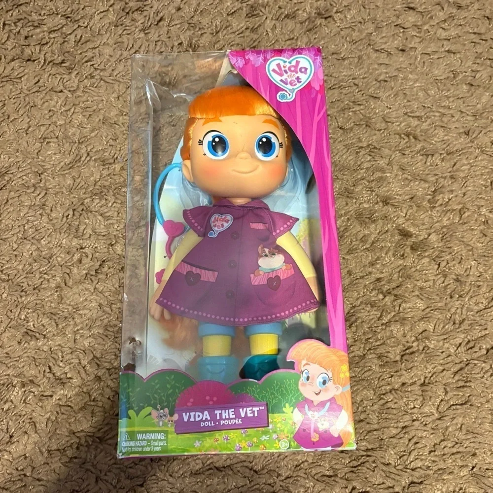 Vida the Vet, 13-inch Vida Doll NEW Veterinarian Nickelodeon Toy
